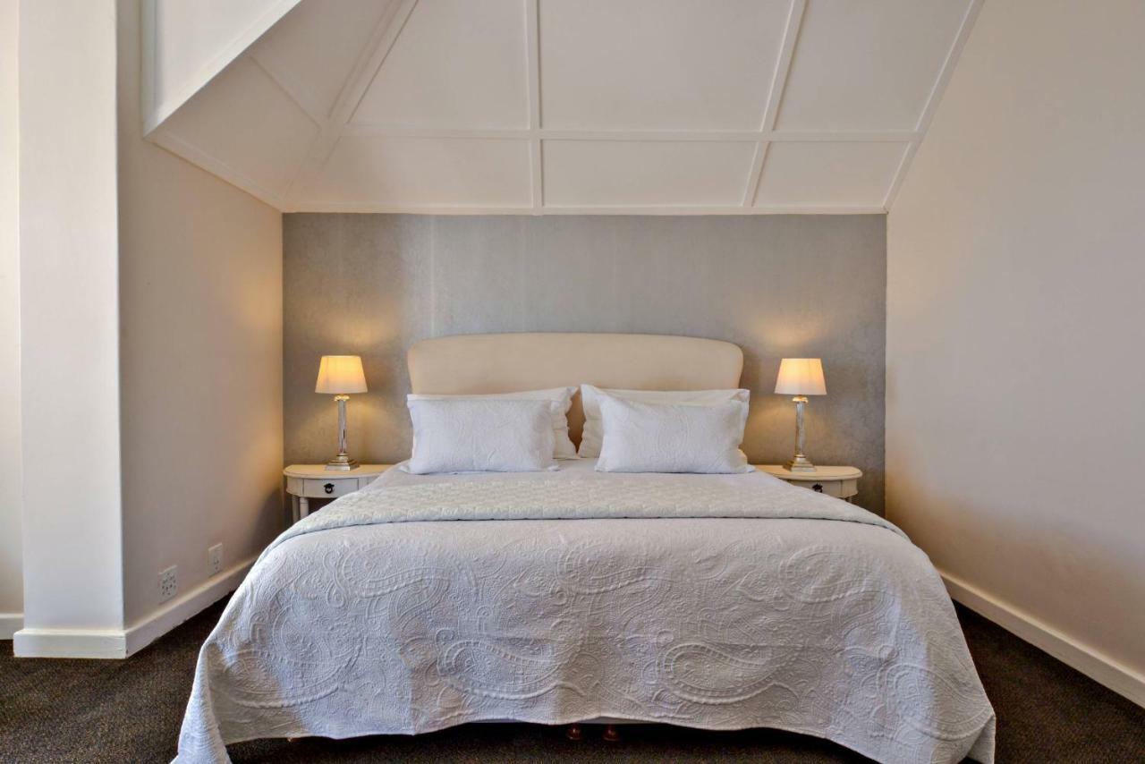 Rhonda'S Manor Boutique Guesthouse Cape Town Bagian luar foto