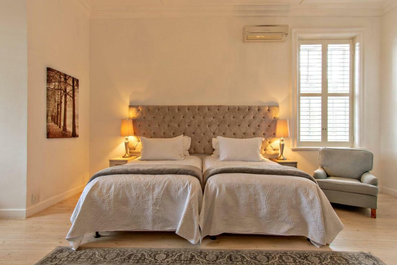 Rhonda'S Manor Boutique Guesthouse Cape Town Bagian luar foto