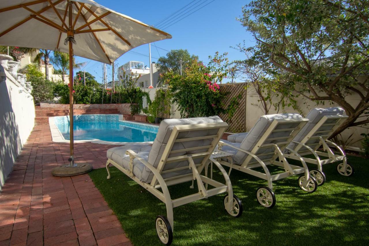Rhonda'S Manor Boutique Guesthouse Cape Town Bagian luar foto